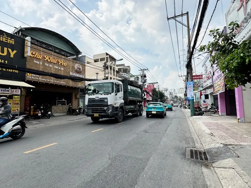 Cơ Hội Hiếm Có Sở Hữu Nhà 2 Tầng Hẻm Xe Hơi Gần Trung Tâm Tân Bình... Bán nhà riêng tại Bảy Hiền, Hồ Chí Minh 01
