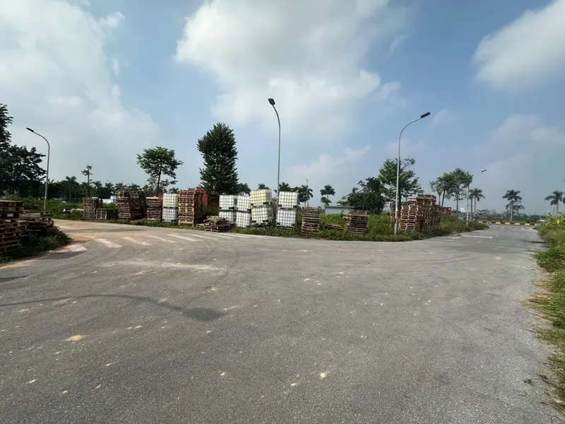 KHU ĐẤT PHÂN LÔ. HẠ TẦNG ĐỒNG BỘ. GẦN NHIỀU TIỆN ÍCH. VỊ TRÍ ĐẸP TIỀM NĂNG.... Bán đất tại Yên Phong, Bắc Ninh 01