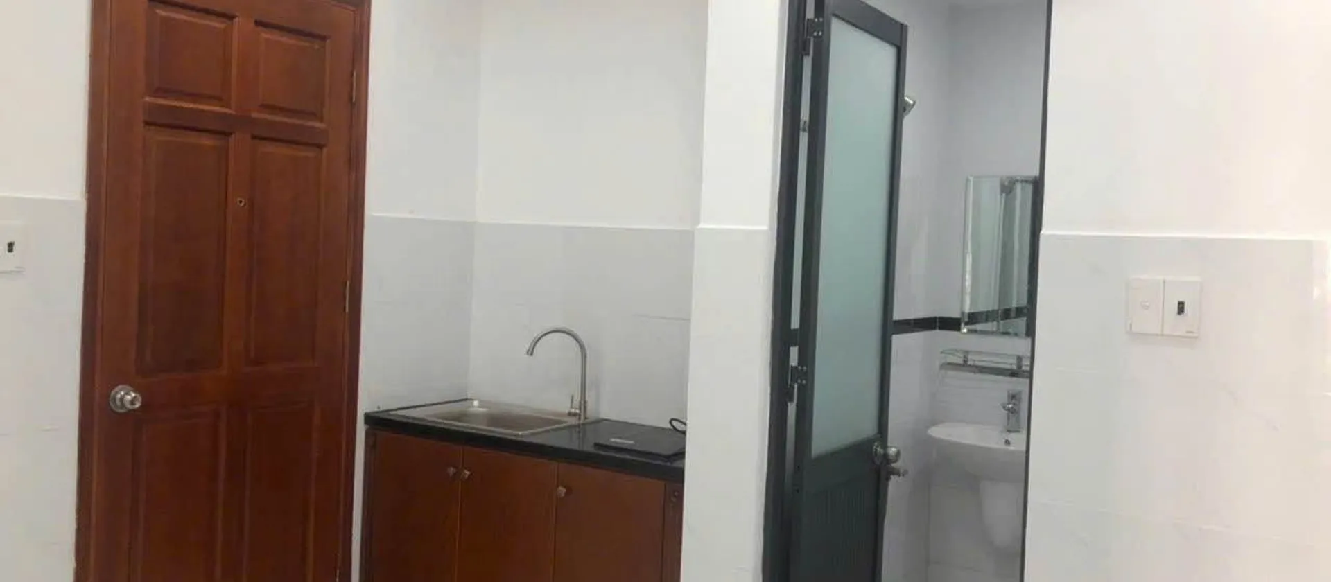 Bán nhà trọ 4 tầng 9 phòng tại phường Phú Trung, Tân Phú... Bán nhà riêng tại Tân Phú, Hồ Chí Minh 01