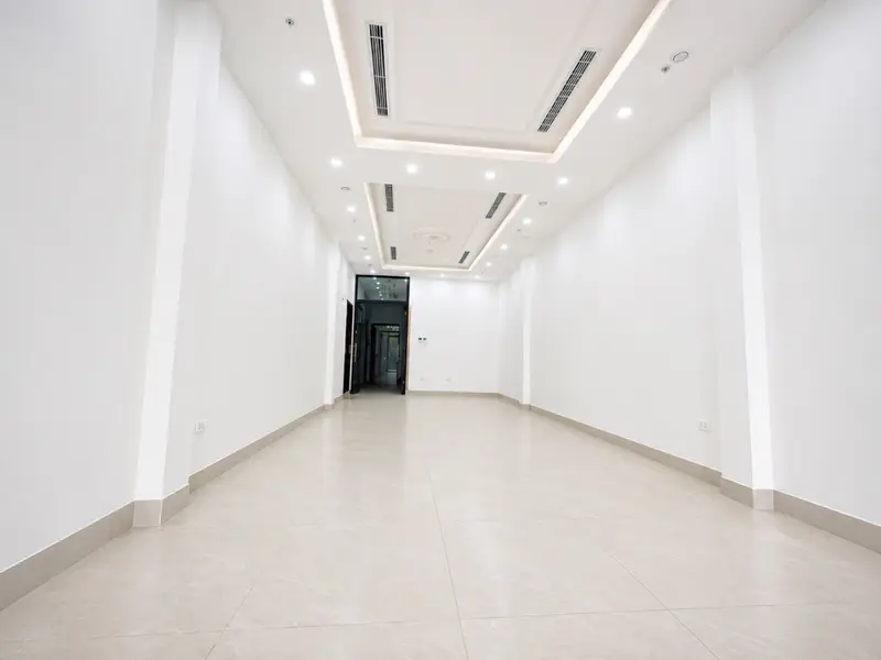 Nhà mặt phố tại Phường Văn Miếu, thuận tiện kinh doanh đa dạng với diện tích 129m2... Bán nhà mặt phố tại Văn Miếu - Quốc Tử Giám, Hà Nội 01