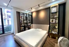LÔ GÓC - KINH DOANH MẶT NGÕ Ô TÔ TRÁNH -THÔNG PHAN KẾ BÍNH VỊ TRÍ HIẾM ĐẸP -THANG MÁY Full nội thất... Bán nhà riêng tại Giảng Võ, Hà Nội 08