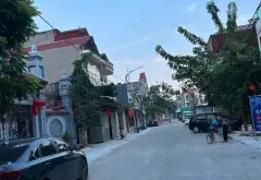 ĐẦU TƯ LÀ THẮNG: LÔ ĐẤT GIA ĐÔNG THUẬN THÀNH - Ô TÔ 7 CHỖ ĐỖ CỬA - NHỈNH 1 TỶ
 Diện tích đẹp: Mặt t... Bán đất tại Thuận Thành, Bắc Ninh 03