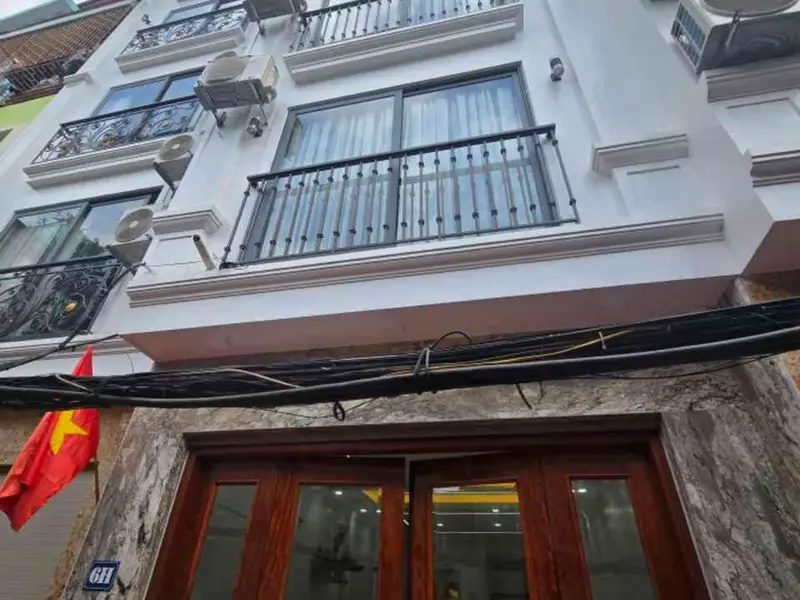PHÂN LÔ PHỐ CẦU GIẤY – SÁT HỒ QUẬN ỦY CẦU GIẤY CŨ – 37M² – 6 TẦNG THANG MÁY – NỘI THẤT VIP, Tiện íc... Bán nhà riêng tại Nghĩa Đô, Hà Nội 01