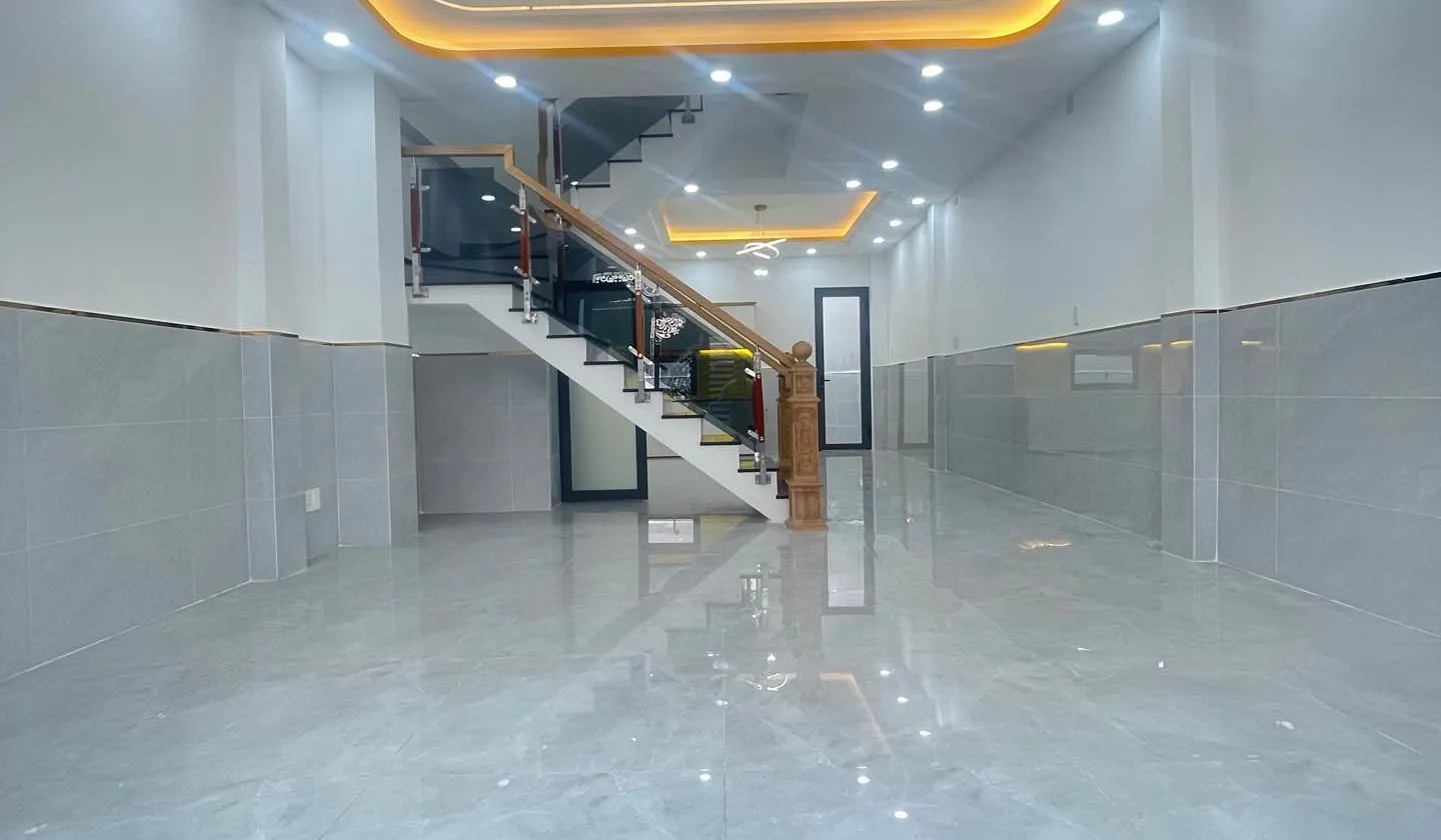 Nhà đẹp giá rẻ Bình Tân 60m2 chỉ 4đ3 thương lượng mạnh... Bán nhà riêng tại Bình Tân, Hồ Chí Minh 01