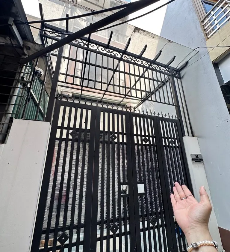 Nhà 4 Tầng Tiện Nghi Tại Long Biên - Sống Xịn, Giao Thông Thuận Lợi... Bán nhà riêng tại Long Biên, Hà Nội 01