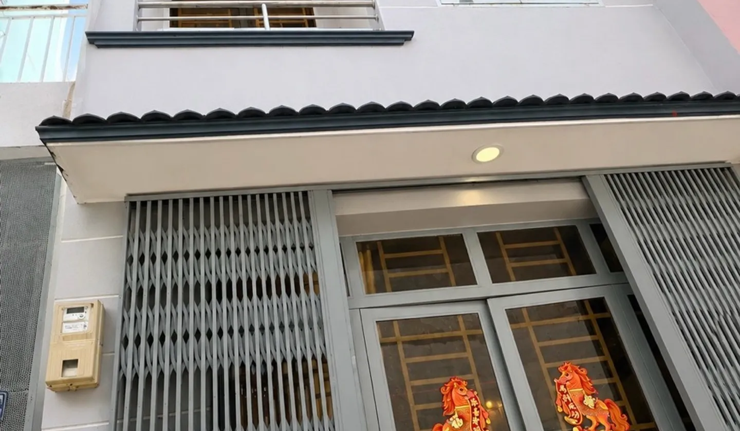 CHỈ 1 CĂN 2 MẶT TIỀN NGANG 4,3m NỞ HẬU NGAY CHỢ PHÚ LÂM CHỈ 5 tỷ mốt bớt Lộc... Bán nhà riêng tại Phú Lâm, Hồ Chí Minh 01