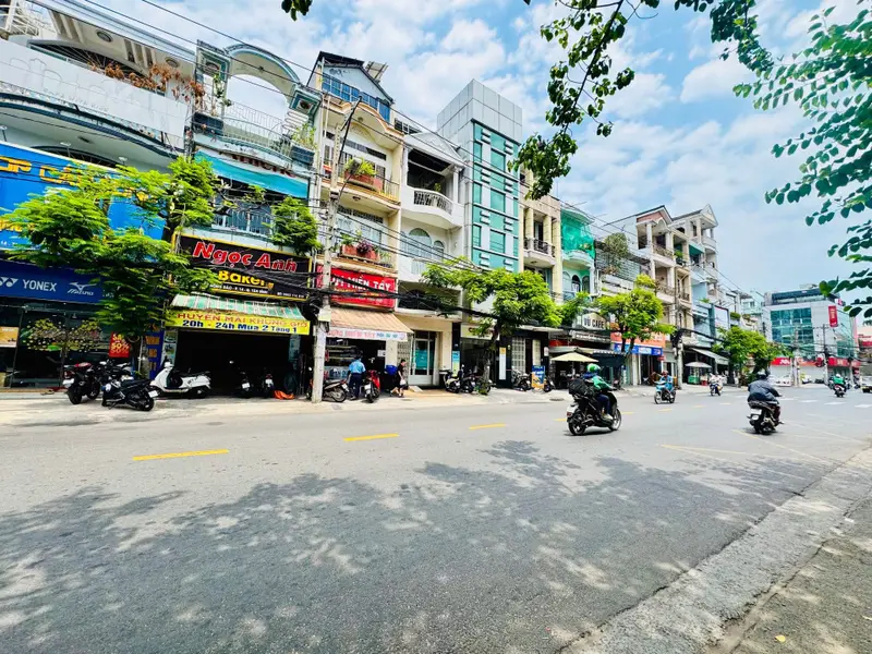 Nhà mặt phố siêu đẹp, kinh doanh cực đỉnh, giảm giá hấp dẫn... Bán nhà mặt phố tại Tân Bình, Hồ Chí Minh 01