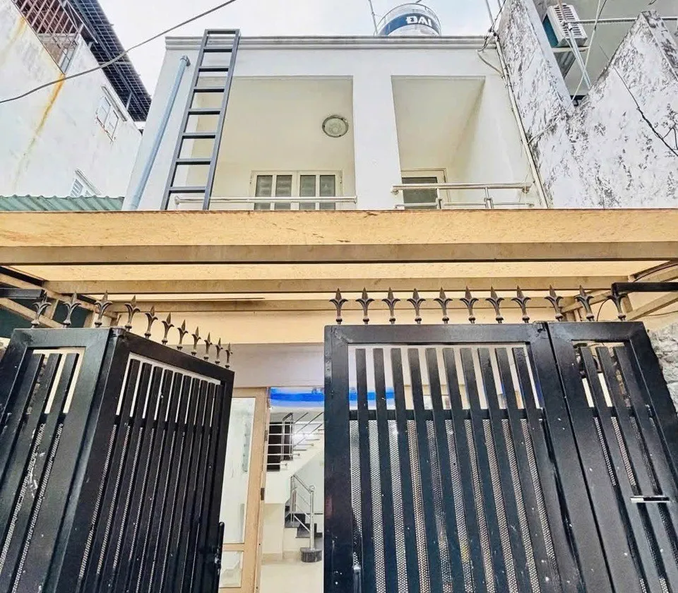 🏡 H63:NHÀ QUANG TRUNG P10 GÒ VẤP DT 38m2 ( 3m6x12m )
Nhỉnh 4 T.Y... Bán nhà riêng tại Gò Vấp, Hồ Chí Minh 01