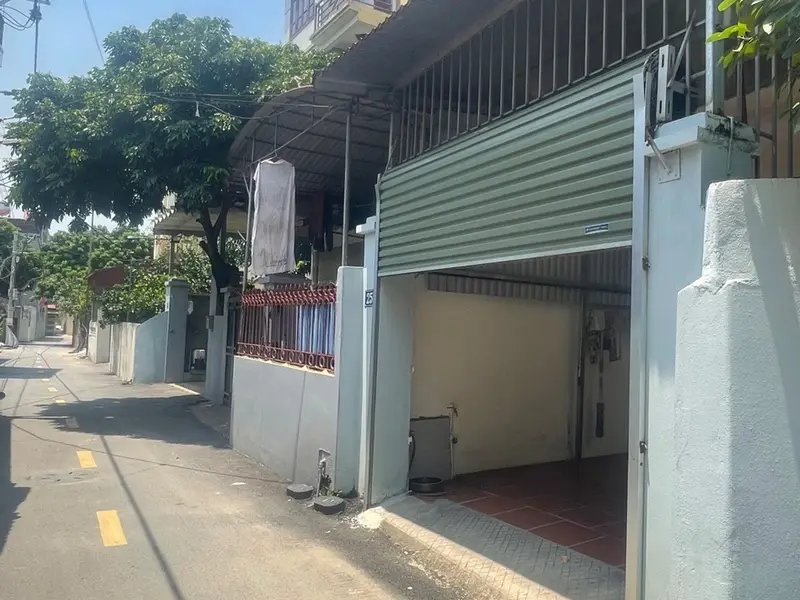 Bán nhà riêng 3 tầng tại trung tâm Mê Linh, ô tô vào nhà, phù hợp kinh doanh nhỏ... Bán nhà riêng tại Mê Linh, Hà Nội 01