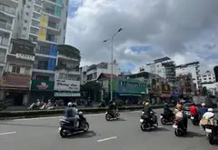 Nhà mặt phố Bình Thạnh diện tích lớn 131m2, 4 tầng,mặt tiền kinh doanh trên đường Xô Viết Nghệ Tĩnh... Bán nhà mặt phố tại Bình Thạnh, Hồ Chí Minh 02