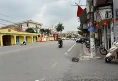 Nhà riêng 3 tầng trung tâm thị trấn An Dương với thiết kế hiện đại và mặt tiền rộng 4m... Bán nhà riêng tại An Dương, Hải Phòng 01