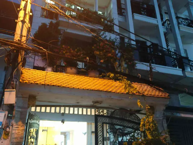 DƯƠNG QUẢNG HÀM – NGANG 5M – HXH – Ô TÔ NGỦ TRONG NHÀ
📐 5×25m | Trệt + 3 lầu + sân thượng... Bán nhà riêng tại An Nhơn, Hồ Chí Minh 01