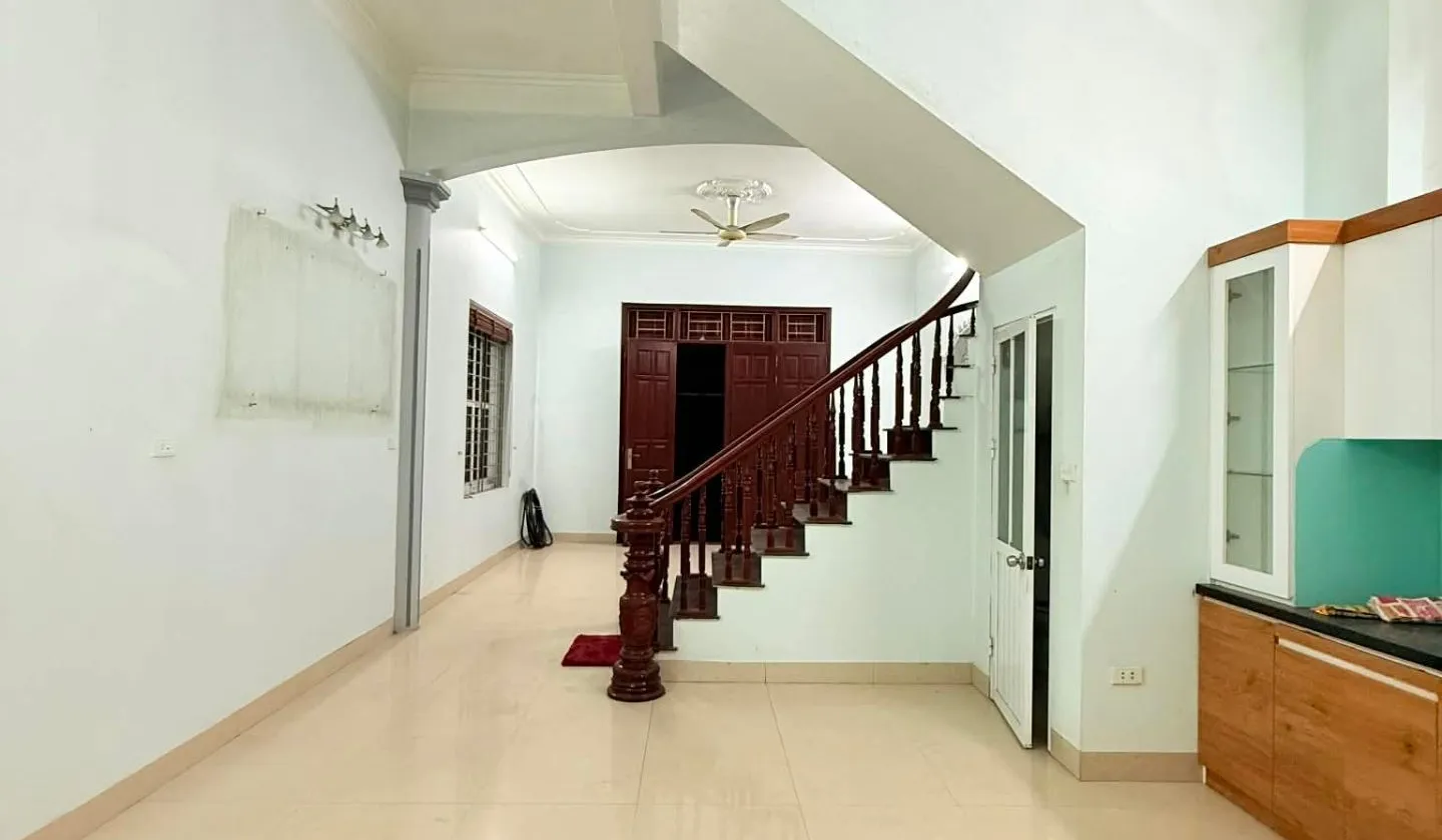 Nhà phố sáng giá, giá sốc giảm sâu, thủ phủ Đàm Quang Trung đang chờ bạn... Bán nhà riêng tại Long Biên, Hà Nội 01