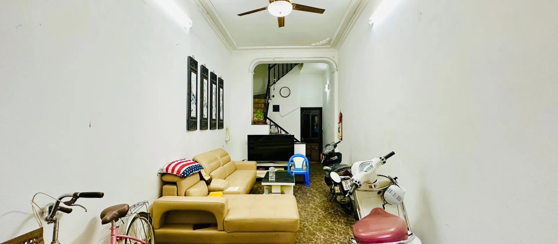 💥Ô TÔ ĐỖ GẦN -NGÕ RỘNG THOÁNG - 4 NGỦ - NHỈNH 9 TỶ... Bán nhà riêng tại Văn Miếu - Quốc Tử Giám, Hà Nội 01