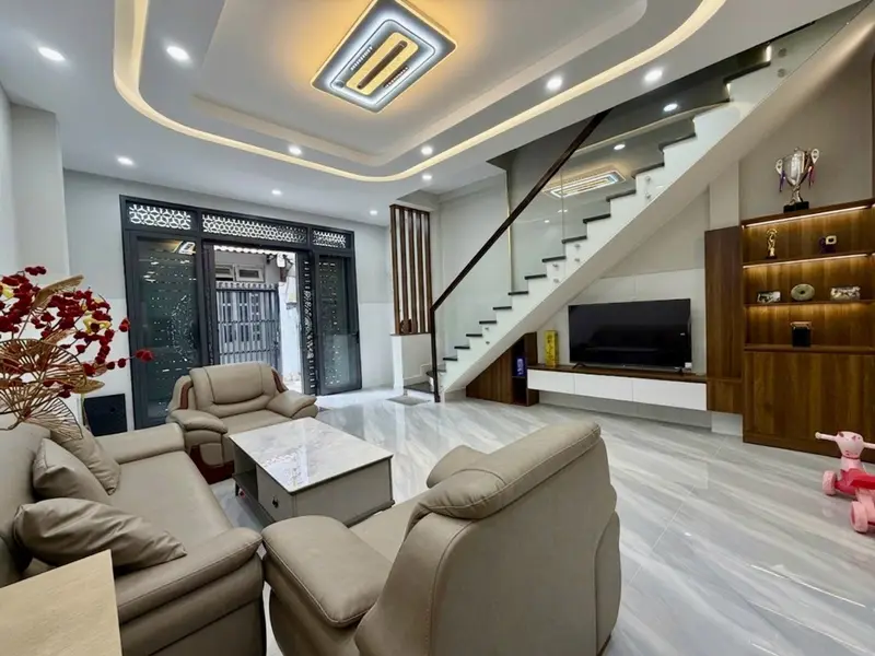 Nhà mới, rộng rãi, an ninh – chốt nhanh giá tốt!... Bán nhà riêng tại Phú Thọ Hòa, Hồ Chí Minh 01