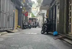 Nhà 3 tầng 4 phòng ngủ Hẻm 6m Phường Bình Quận Tân Bình... Bán nhà riêng tại Tân Sơn Nhất, Hồ Chí Minh 03