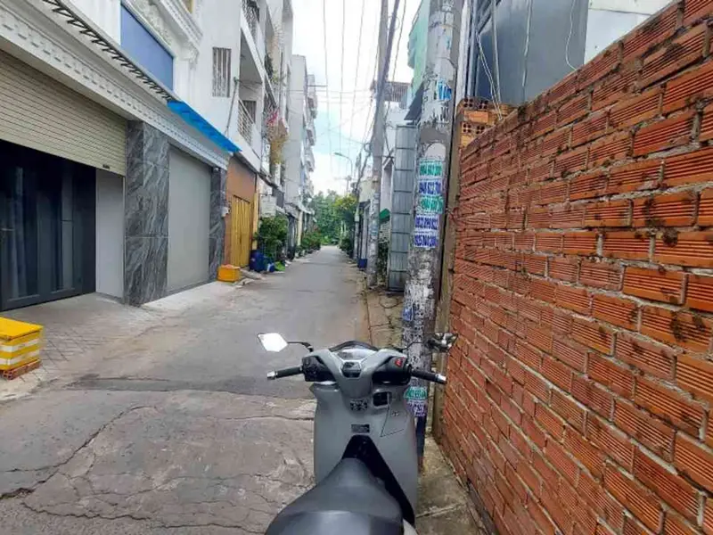 Cơ hội sở hữu đất mặt tiền rộng 5.1m tại Bình Tân với giá ưu đãi chỉ 5.4 tỷ... Bán đất tại Bình Trị Đông, Hồ Chí Minh 01