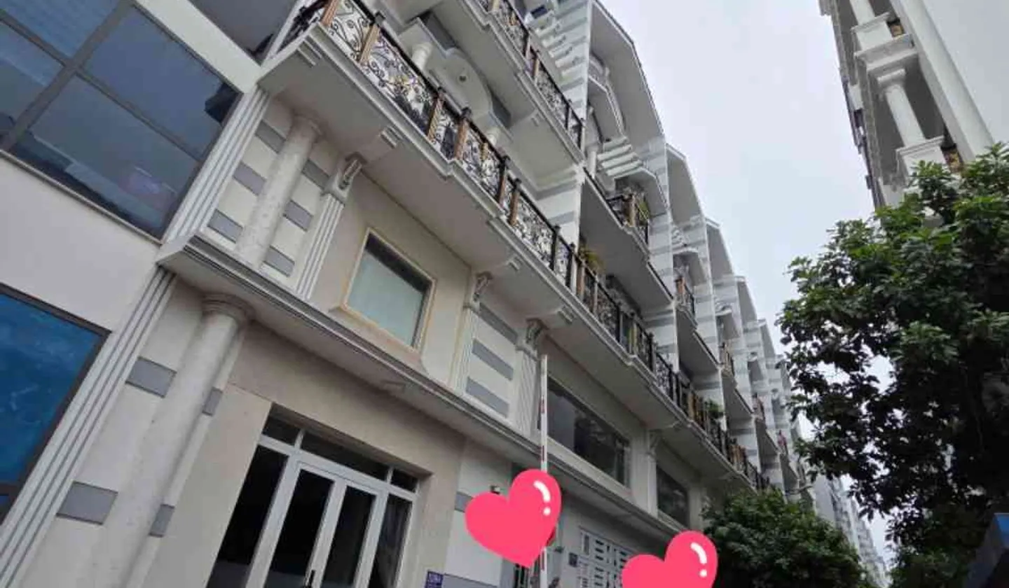 Nhà mặt phố hai mặt tiền An Dương Vương sầm uất, 5 tầng hiện đại... Bán nhà mặt phố tại An Lạc, Hồ Chí Minh 01