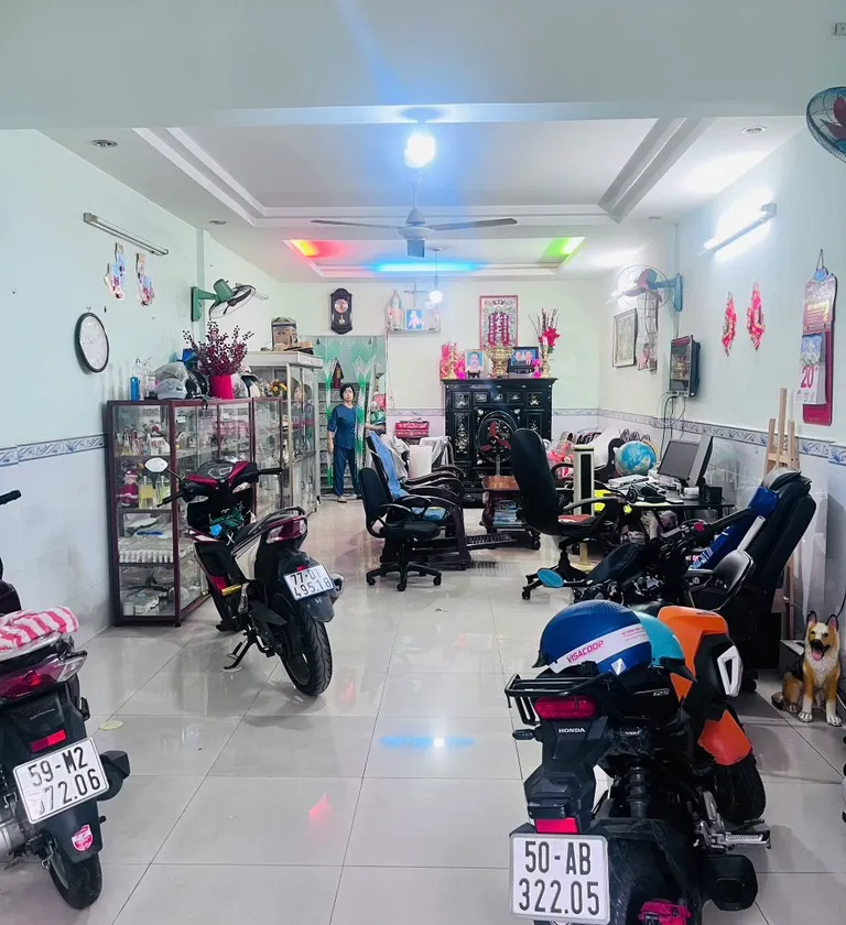 Bán nhà 2 mặt tiền hẻm rộng, trung tâm Quận 11, diện tích 66.4m², 4 tầng... Bán nhà riêng tại Bình Thới, Hồ Chí Minh 01