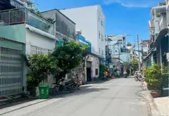 Nhà 2 tầng xinh xắn, 5 phòng ngủ, 4x20m, hẻm 1/ Ngay Bệnh Viện Bình Tân, nhỉnh 3 tỷ... Bán nhà riêng tại Bình Trị Đông, Hồ Chí Minh 01