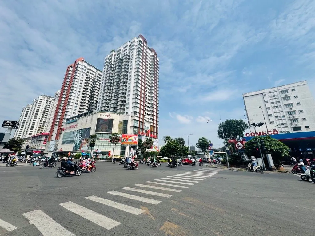 Nhà mặt phố Lê Đại Hành, đón đầu cơ hội kinh doanh... Bán nhà mặt phố tại Minh Phụng, Hồ Chí Minh 01