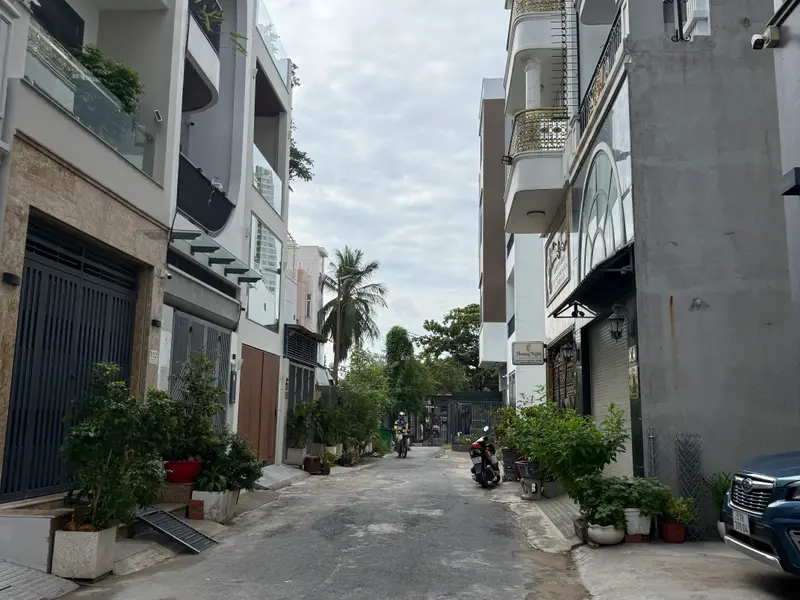 Nhà mới khu biệt thự Kiều Đàm, đường nhựa 8m, chỉ 9.7 tỷ 51m2, 3 lầu.... Bán nhà riêng tại Tân Hưng, Hồ Chí Minh 01