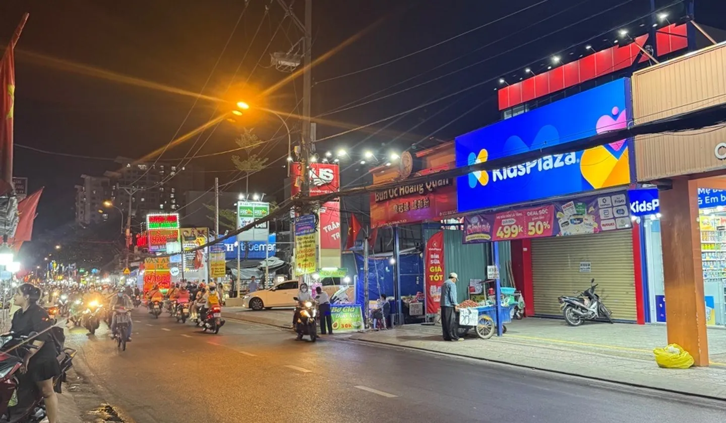 Nhà mặt phố Lê Văn Lương giá cực ưu đãi - Cơ hội hiếm có!... Bán nhà mặt phố tại Nhà Bè, Hồ Chí Minh 01