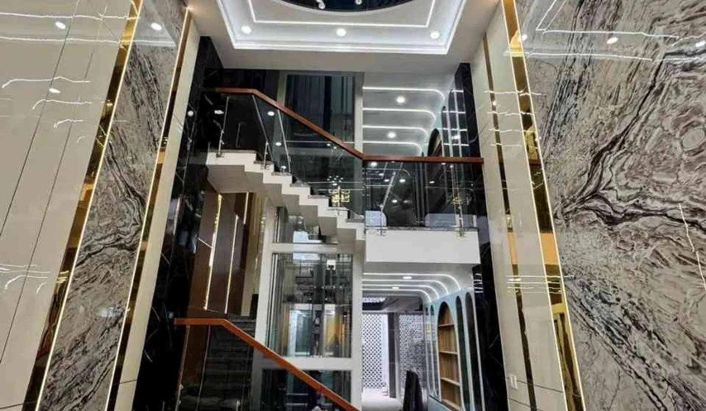 Nhà mặt phố thang máy, sẵn nội thất - vị trí đắc địa khu Tên Lửa. LH 0936092232(0908394657) Dung... Bán nhà mặt phố tại Tân Tạo, Hồ Chí Minh 01