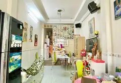 Nhà 2 tầng 4PN yên tĩnh Quận 11, giá ưu đãi chỉ 6.9 tỷ... Bán nhà riêng tại Hòa Bình, Hồ Chí Minh 01
