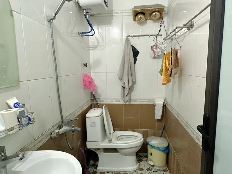 HÀNG ĐẸP 69A MIẾU HAI XÃ – 3 BƯỚC CHÂN RA MẶT ĐƯỜNG – CHỈ 3,3 TỶ... Bán nhà riêng tại Lê Chân, Hải Phòng 01