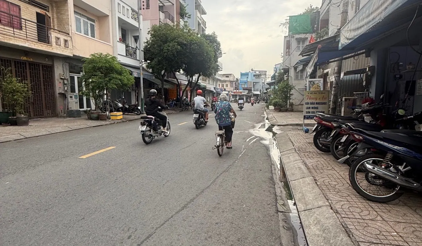 Cơ hội hiếm có sở hữu nhà mặt tiền 3 tầng tại Bình Tiên, quận 6... Bán nhà mặt phố tại Bình Tiên, Hồ Chí Minh 01