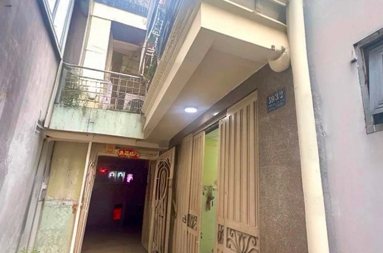 Nhà đẹp 1 lầu hẻm ba gác, vị trí đắc địa Quận Tân Bình... Bán nhà riêng tại Bảy Hiền, Hồ Chí Minh 01