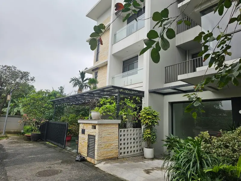 Bán biệt thự liền kề - Long Biên - Thạch Bàn - DT 233m - 4x ti... Bán nhà mặt phố tại Bát Tràng, Hà Nội 01