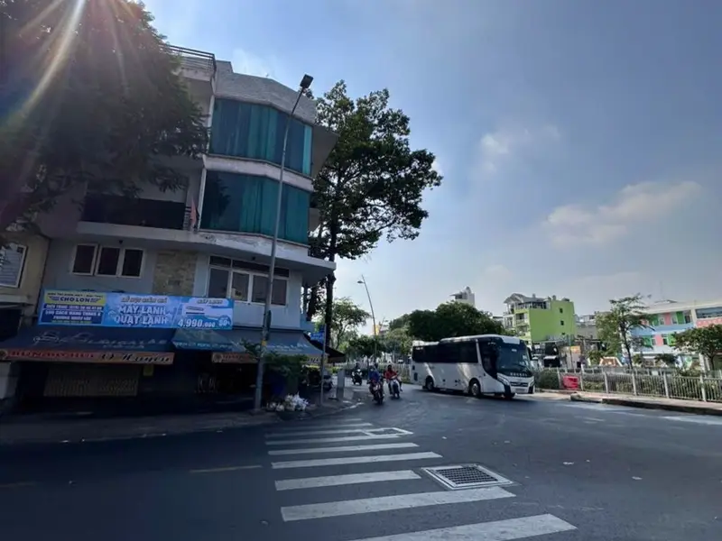 Nhà mặt phố Quận 3 - Vị trí trung tâm, kinh doanh đỉnh... Bán nhà mặt phố tại Nhiêu Lộc, Hồ Chí Minh 01