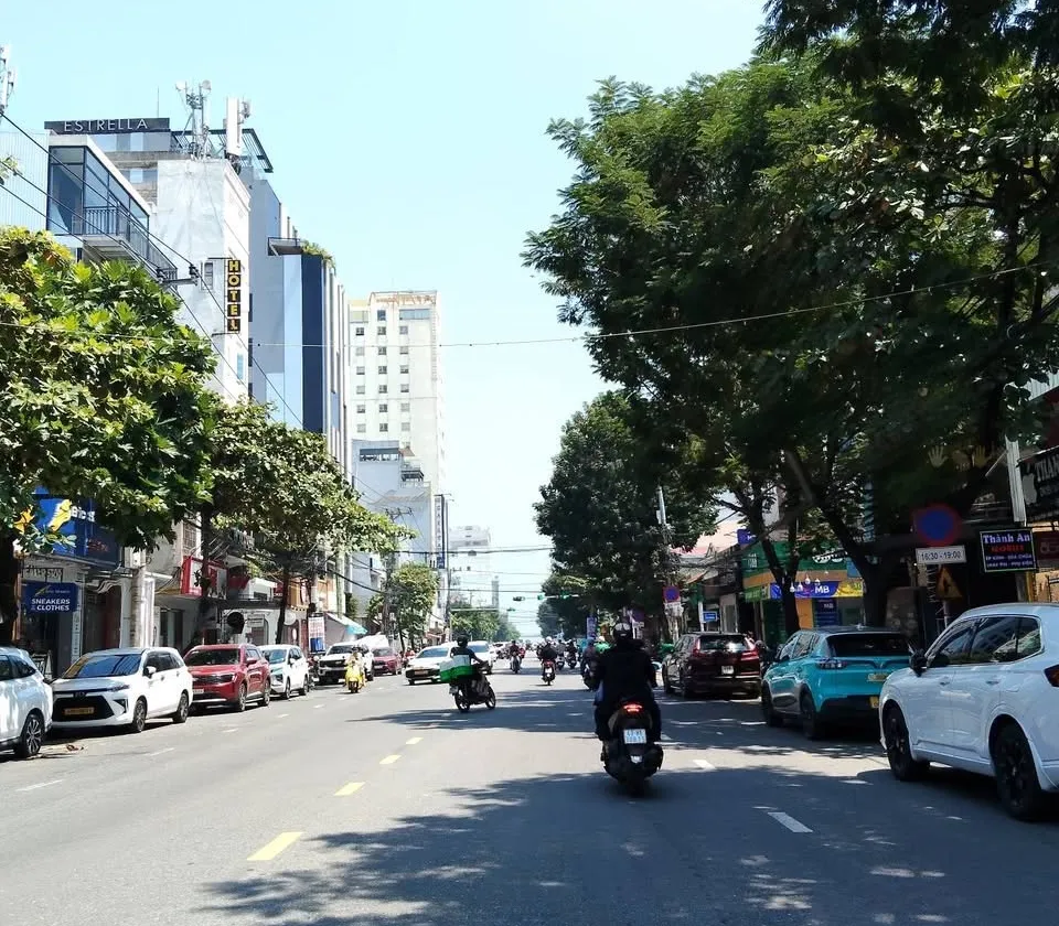 Độc nhất vô nhị nhà riêng trung tâm Bắc Hồng, Phúc Thịnh với mặt tiền rộng, ngõ ô tô DT 105m... Bán nhà riêng tại Phúc Thịnh, Hà Nội 01