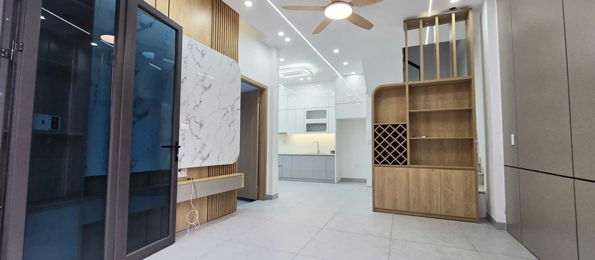 Nhà Lô Góc 3 Tầng 3 PN Ngõ Trương Văn Lực (Hùng Vương, Hồng Bàng HP). Sổ đỏ pháp lí đầy đủ.... Bán nhà riêng tại Hồng Bàng, Hải Phòng 01