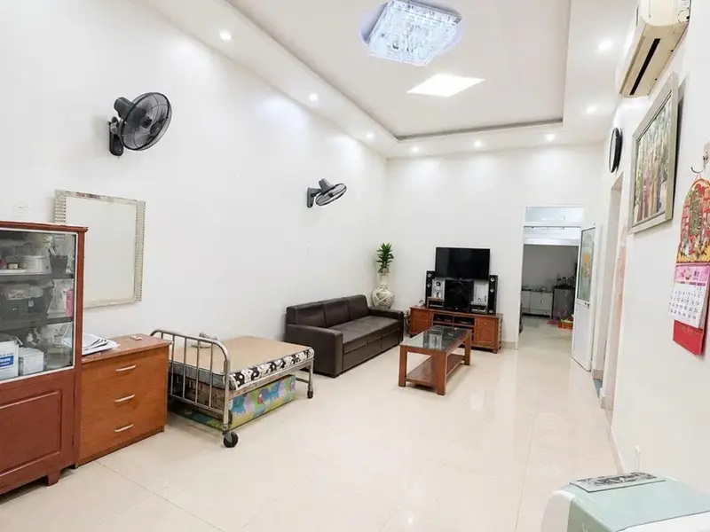 🔥 Nhà riêng sân cổng rộng tại CHÙA HÀNG - 65m2 mà chỉ hơn 4 tỷ 🔥... Bán nhà riêng tại Lê Chân, Hải Phòng 01