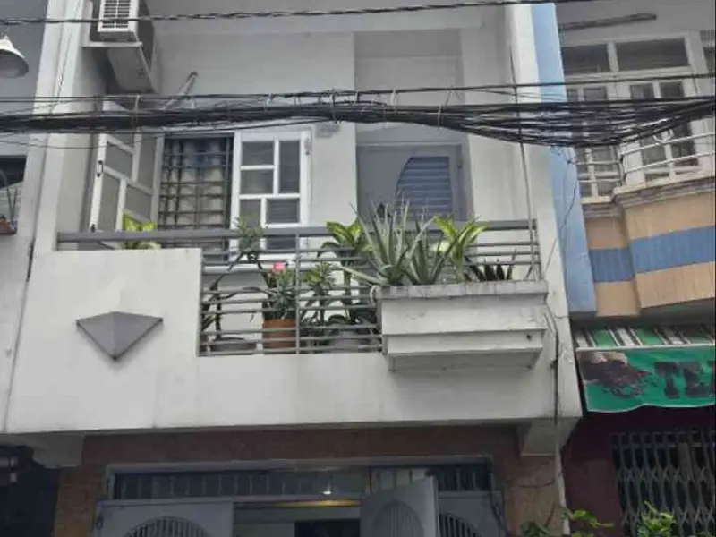 Nhà 3 tầng hẻm xe hơi gần Lê Văn Sỹ, tiện nghi đa năng... Bán nhà riêng tại Nhiêu Lộc, Hồ Chí Minh 01
