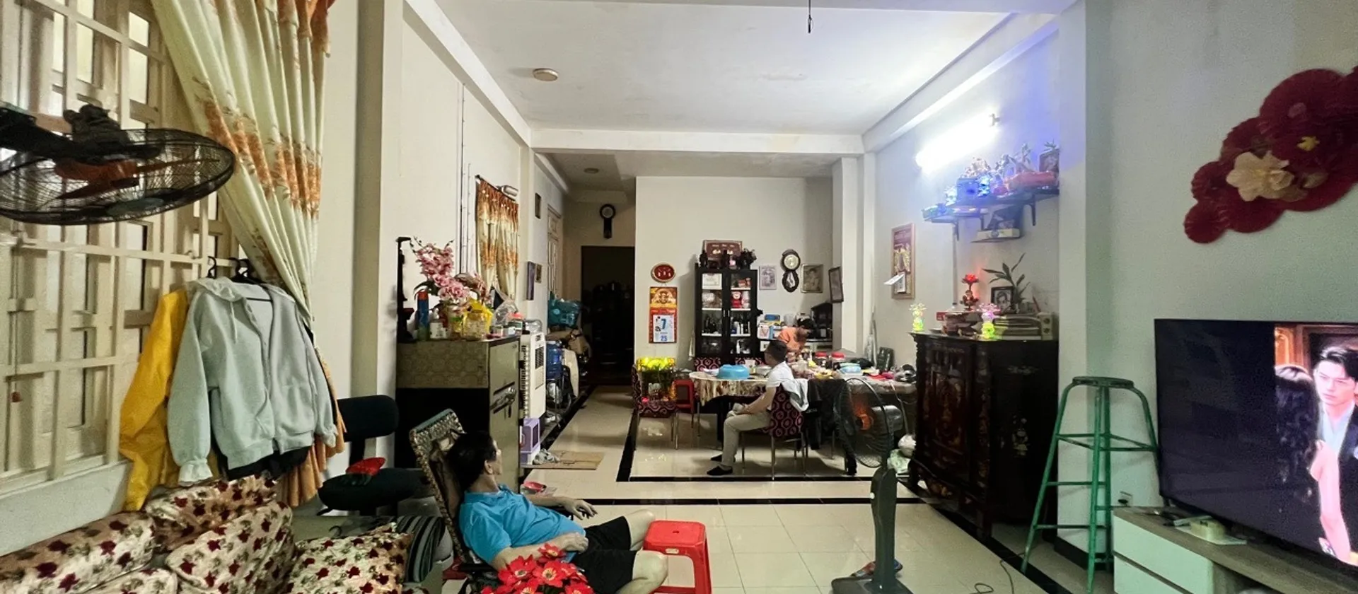 Quận 3 hẻm ô tô 6m x 15m 3 tầng sân thượng
 1 trục ra bờ kè Hoàng Sa - Lê Văn Sỹ - Cách mạng tháng8... Bán nhà riêng tại Nhiêu Lộc, Hồ Chí Minh 01
