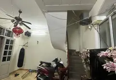 Bán nhà riêng 4 tầng tại Lạc Long Quân, diện tích 45m2, pháp lý rõ ràng... Bán nhà riêng tại Tây Hồ, Hà Nội 02