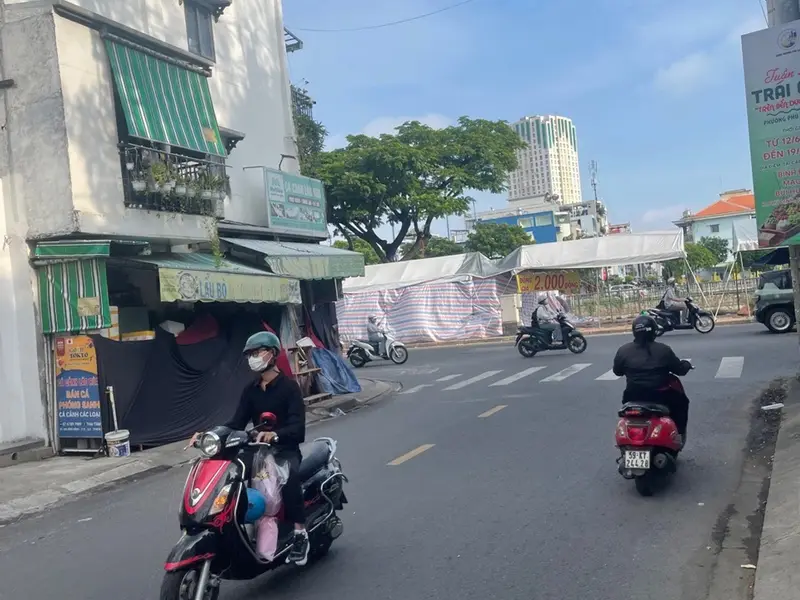 Bán nhà mặt phố Quận 8, diện tích 33.9m², giá 8.3 tỷ, mặt tiền 3.1m, sổ hồng riêng... Bán nhà mặt phố tại Phú Định, Hồ Chí Minh 01