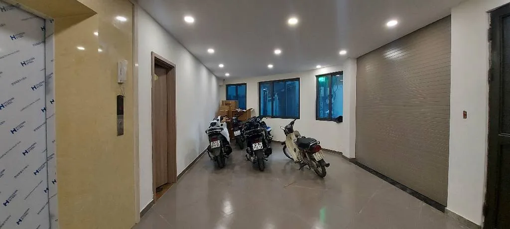Bán tòa nhà lô góc 8 tầng có thang máy mặt tiền 20m tại Quan Hoa, Cầu Giấy... Bán partner tại Cầu Giấy, Hà Nội 01