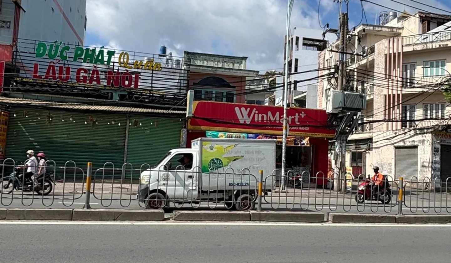 Nhà mặt phố Lê Văn Quới, 91m², giá 16 tỷ, 1 tầng, vị trí kinh doanh tốt... Bán nhà mặt phố tại Bình Trị Đông, Hồ Chí Minh 01