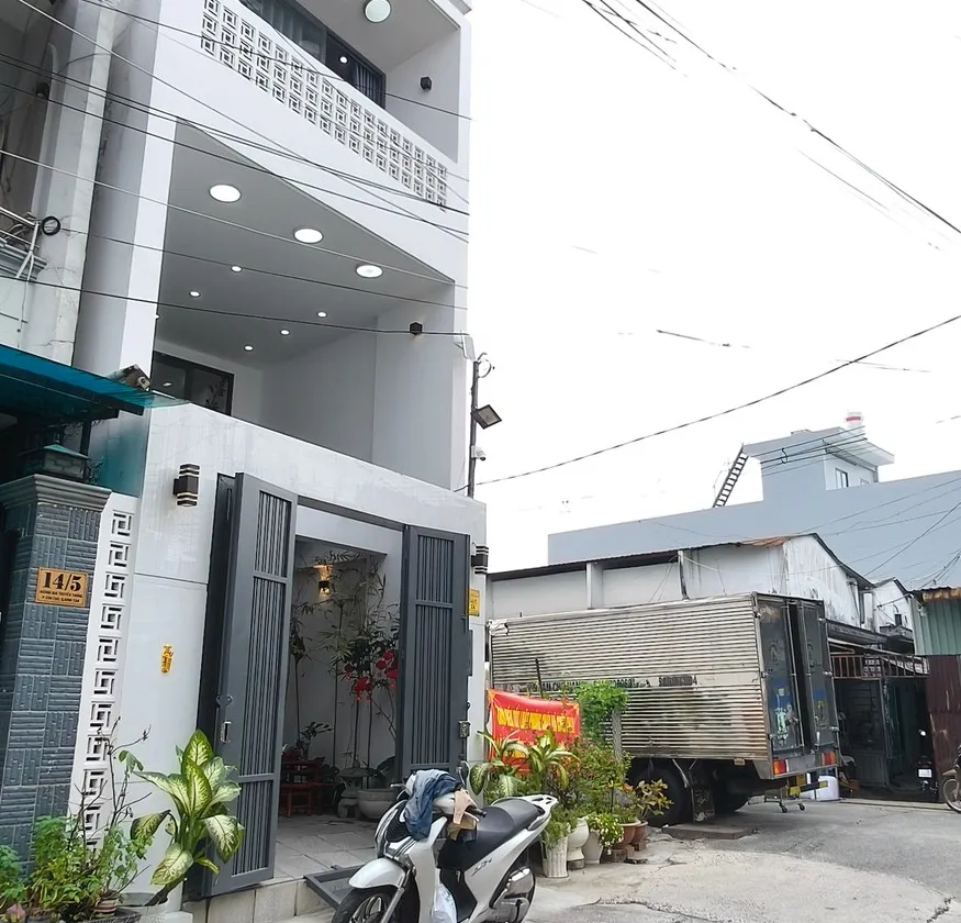 SIÊU PHẨM BÌNH TÂN GIÁP Q6 - HẺM XE TẢI - 5 TẦNG FUN NỘI THẤT NHÀ MỚI... Bán nhà riêng tại Tân Tạo, Hồ Chí Minh 01