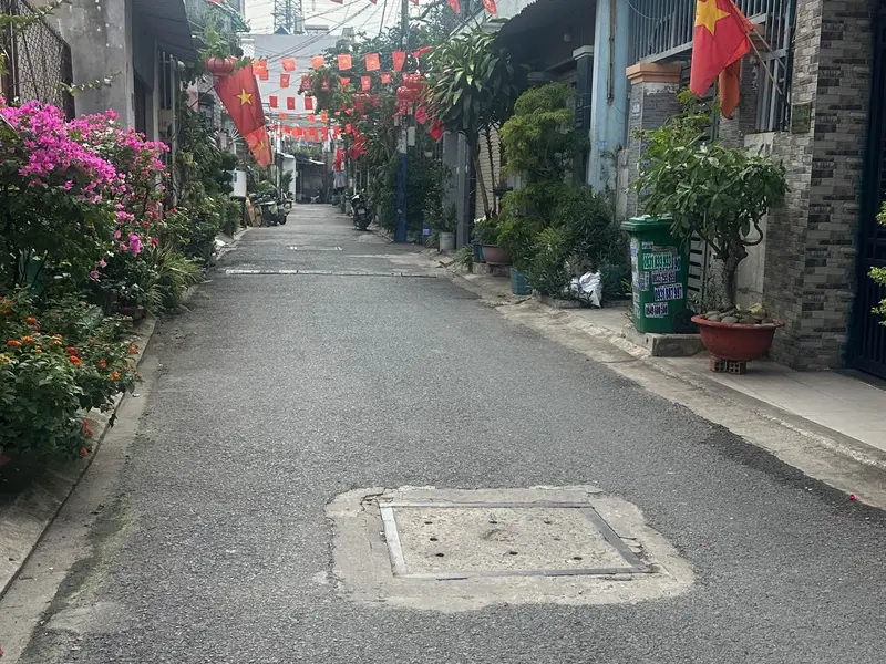 Bán nhà riêng 2 tầng hướng Đông Nam tại quận 12 diện tích 72m2 giá 5.2 tỷ... Bán nhà riêng tại Trung Mỹ Tây, Hồ Chí Minh 01