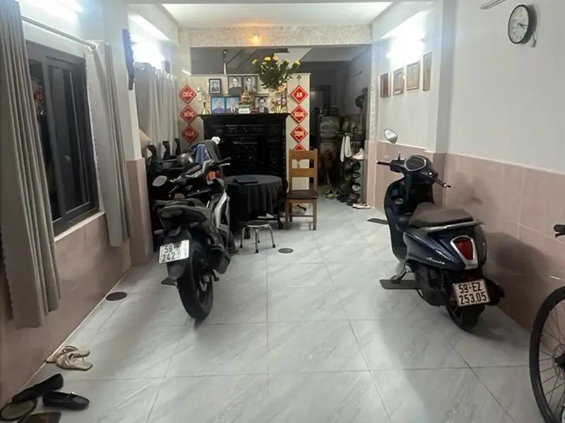 Gần mặt tiền Phan Đình Phùng, 60m2, 3 lầu. Khu kinh doanh buôn bán sầm uất, nhà 2 mặt hẻm, sát Q1... Bán nhà riêng tại Phú Nhuận, Hồ Chí Minh 01