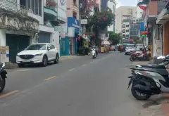 🏣NHÀ MẶTTIỀN 4TÂNG/S.T
2PN LỚN/4WC.
ĐƯỜNG PHAN VĂN TRỊ Q5.
Chỉ... Bán nhà mặt phố tại Chợ Quán, Hồ Chí Minh 04