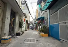 Bán nhà riêng 2 tầng 42m² hẻm rộng tiện lợi khu Lạc Long Quân, giá 5.7 tỷ... Bán nhà riêng tại Bảy Hiền, Hồ Chí Minh 01
