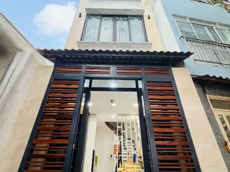 TRUC TÔN ĐẢN - 4 TẦNG - NHỈNH 4 TỶ - FULL NỘI THẤT - NỞ HẬU... Bán nhà riêng tại Khánh Hội, Hồ Chí Minh 01
