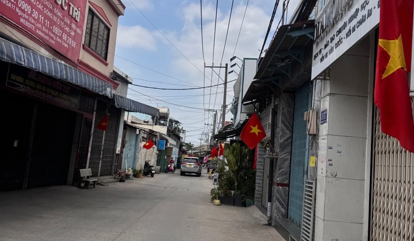 NHÀ ĐẸP SÁT PHẠM HÙNG, QUẬN 8 – Ô TÔ ĐỖ CỬA – NHỈNH 6 TỶ... Bán nhà riêng tại Bình Hưng, Hồ Chí Minh 01